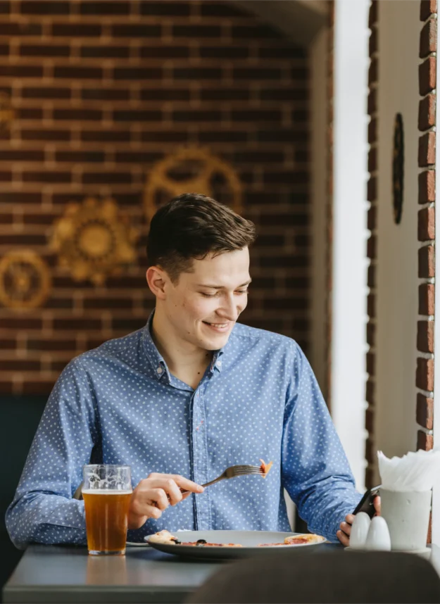 Welcome to Mandeez Deli and Restaurant LLC